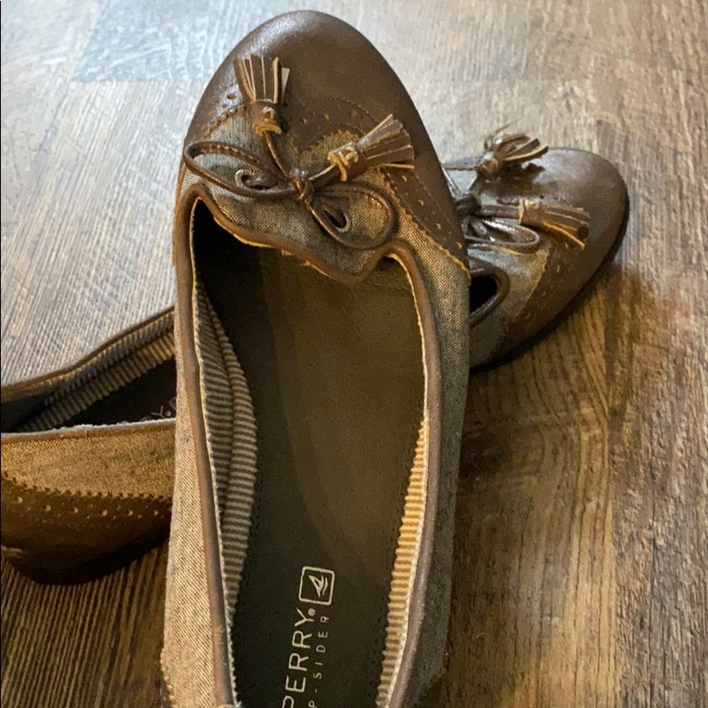 Sperry flats, grey - size 8, only worn twice.